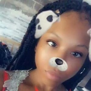 Meet your Posher, Cadeasha